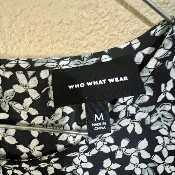 Who What Wear Floral Black & White Women's Top Size M Boho Peasant Normcore - Picture 5 of 7